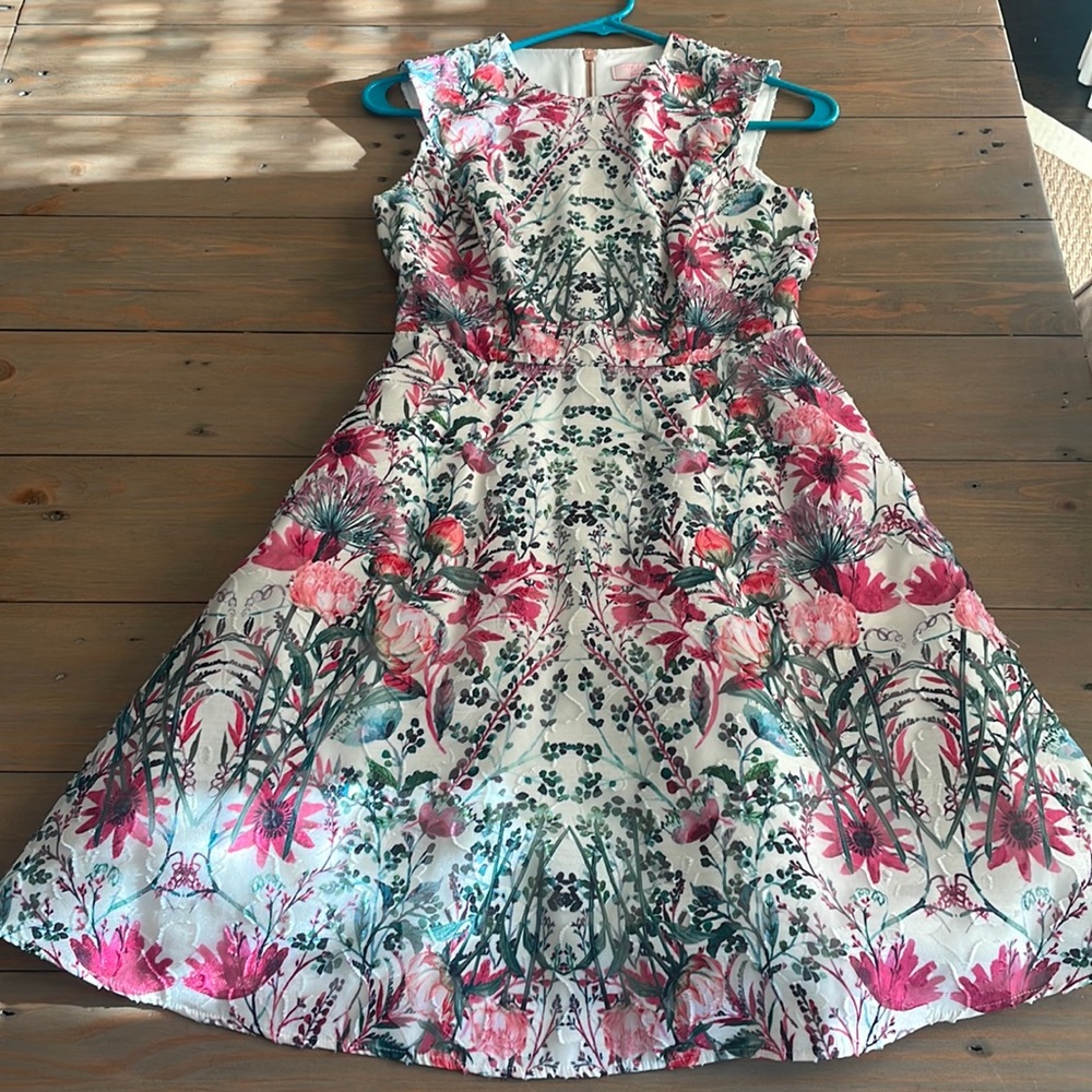 Ted Baker Size 1 Floral Pattern Sleeveless midi dress